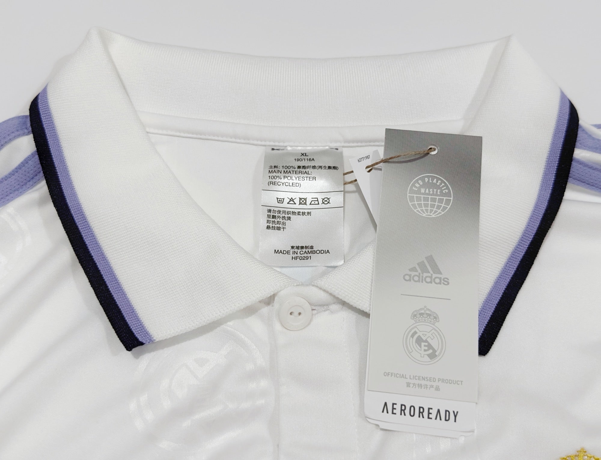 2022/23 Real Madrid #20 VINI JR Home Jersey (XL)