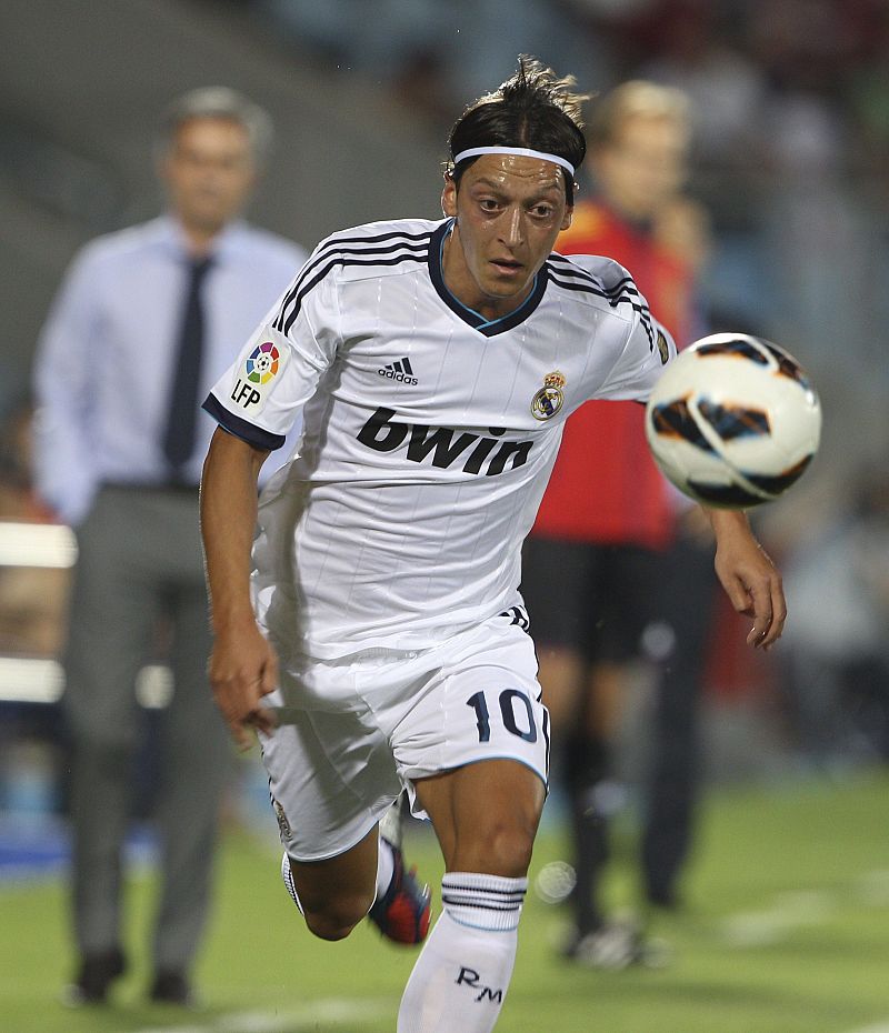 2012/13 Real Madrid #10 OZIL Home Jersey (S)