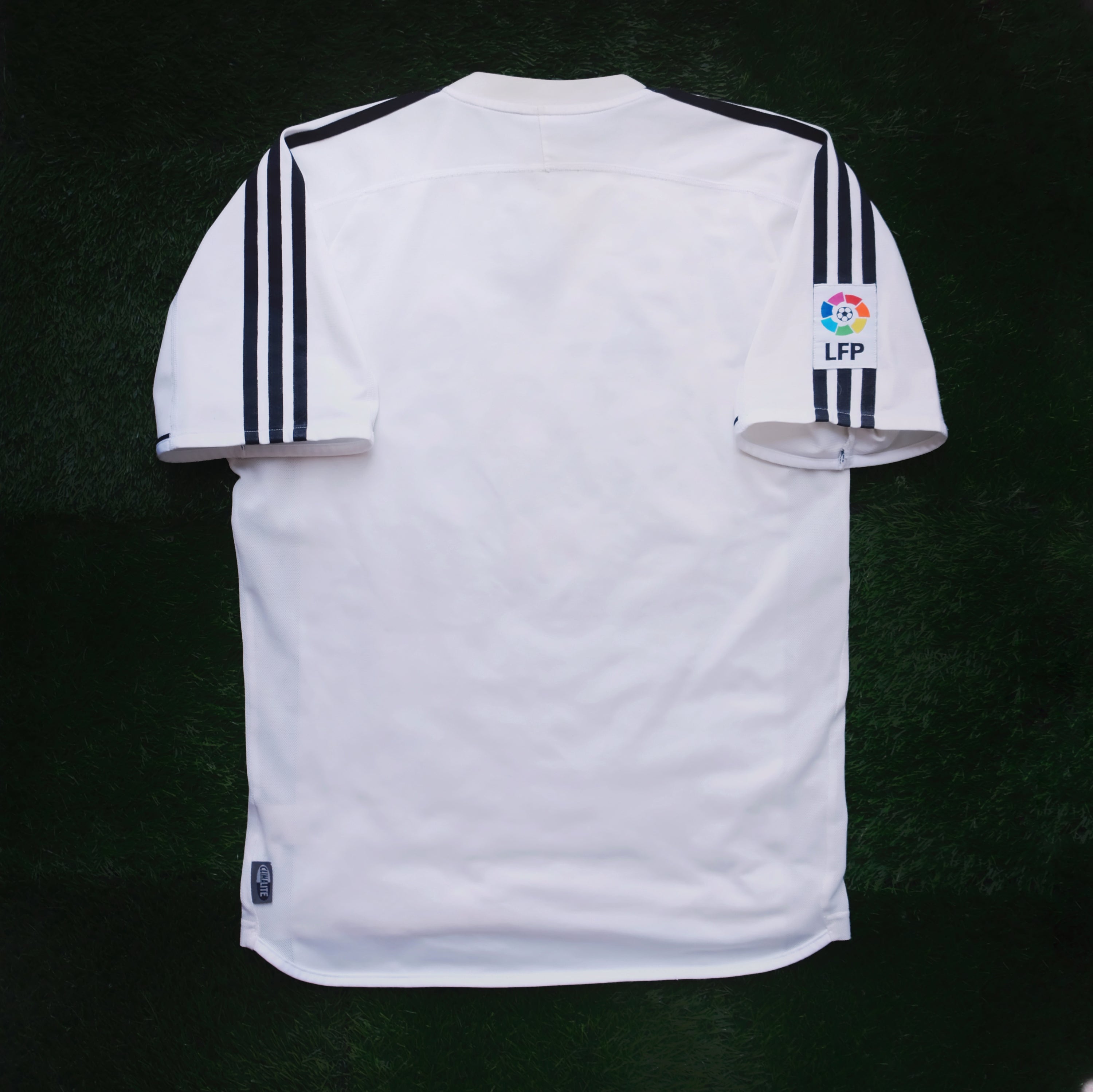 2003/04 Real Madrid Home Jersey (S)