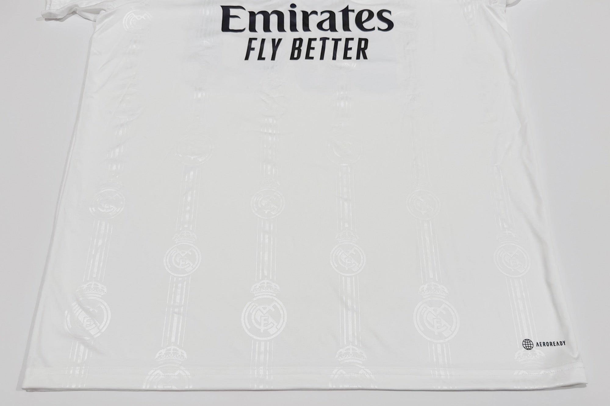 2022/23 Real Madrid #20 VINI JR Home Jersey (XL)