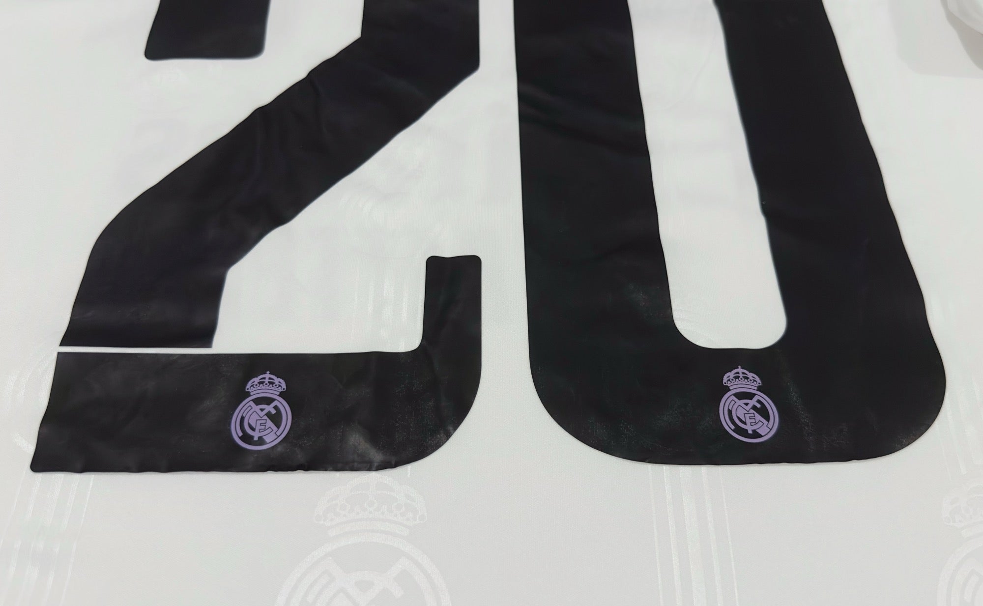 2022/23 Real Madrid #20 VINI JR Home Jersey (XL)