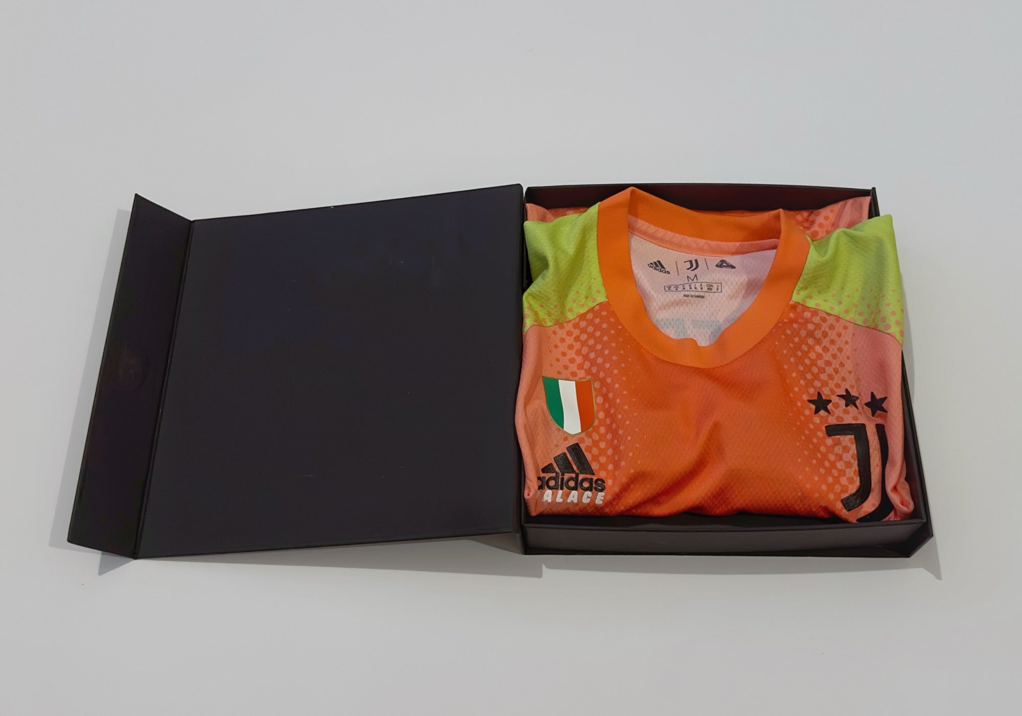 2019/20 Juventus X Palace #77 BUFFON GK Jersey Boxset (M)