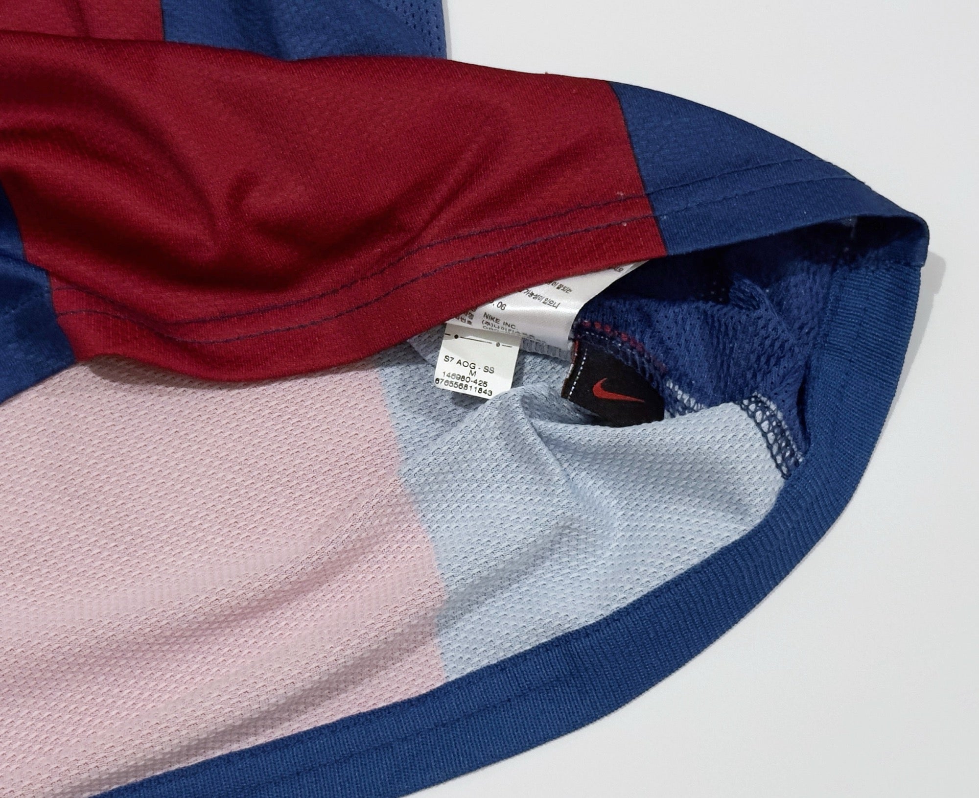 2006/07 Barcelona #19 MESSI Home Jersey (M)