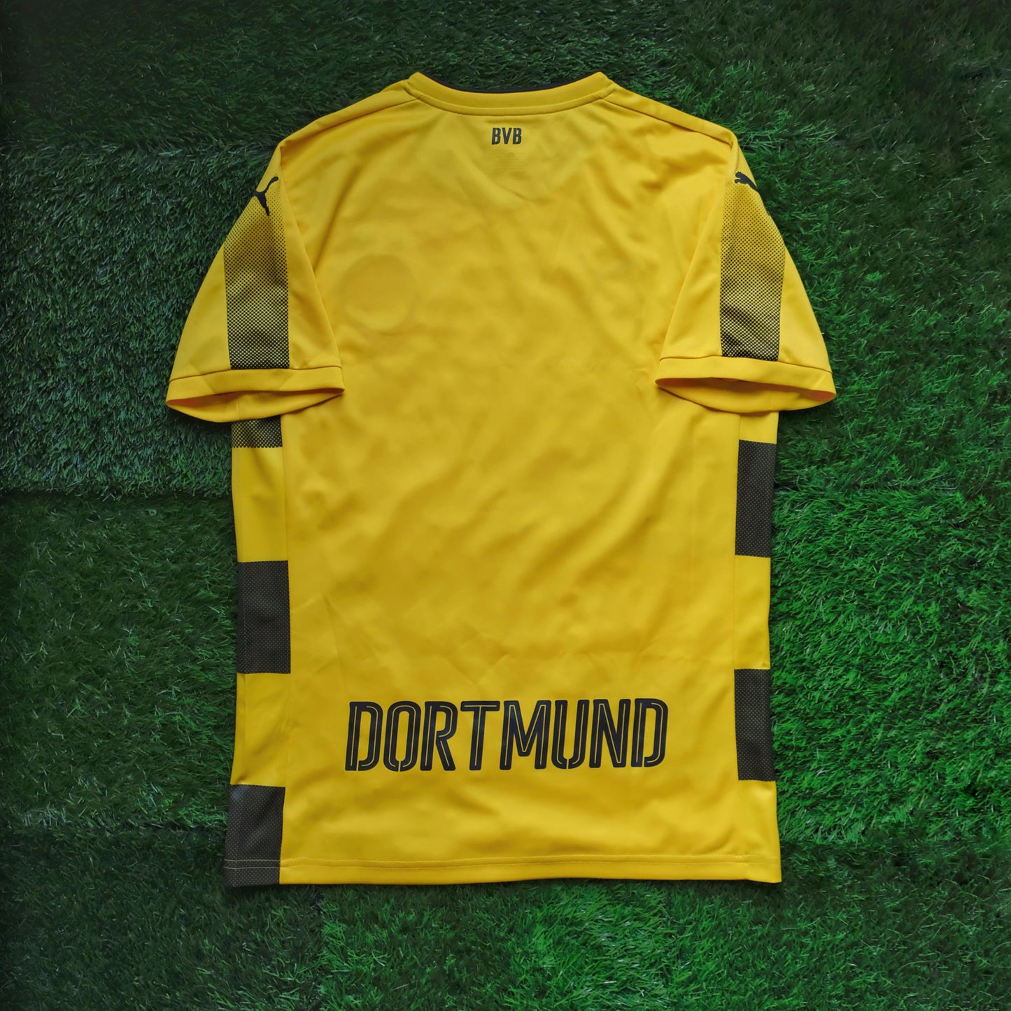 2017/18 Borussia Dortmund Home Jersey (S)