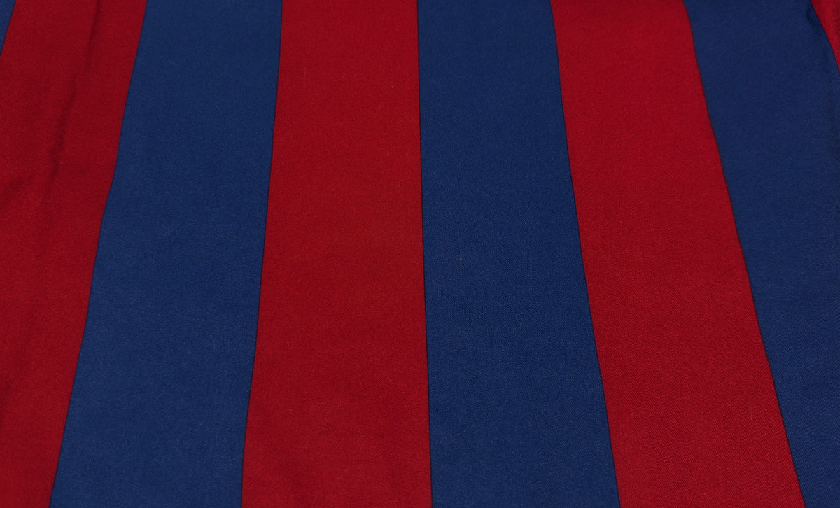 2005/06 Barcelona #10 RONALDINHO Home Jersey (M)