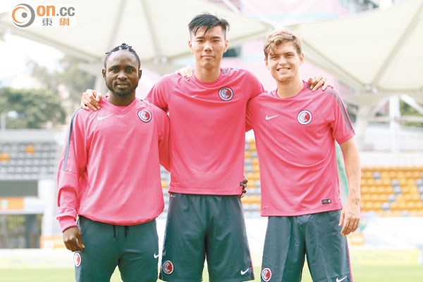 Nike Hong Kong Training Jumper (S)