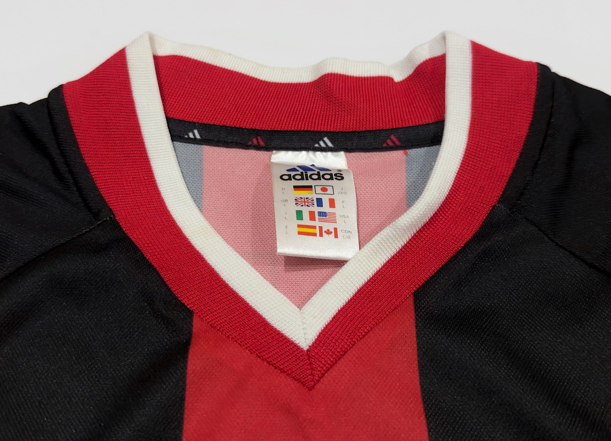 2001/02 Fulham #20 SAHA Away Jersey (L)