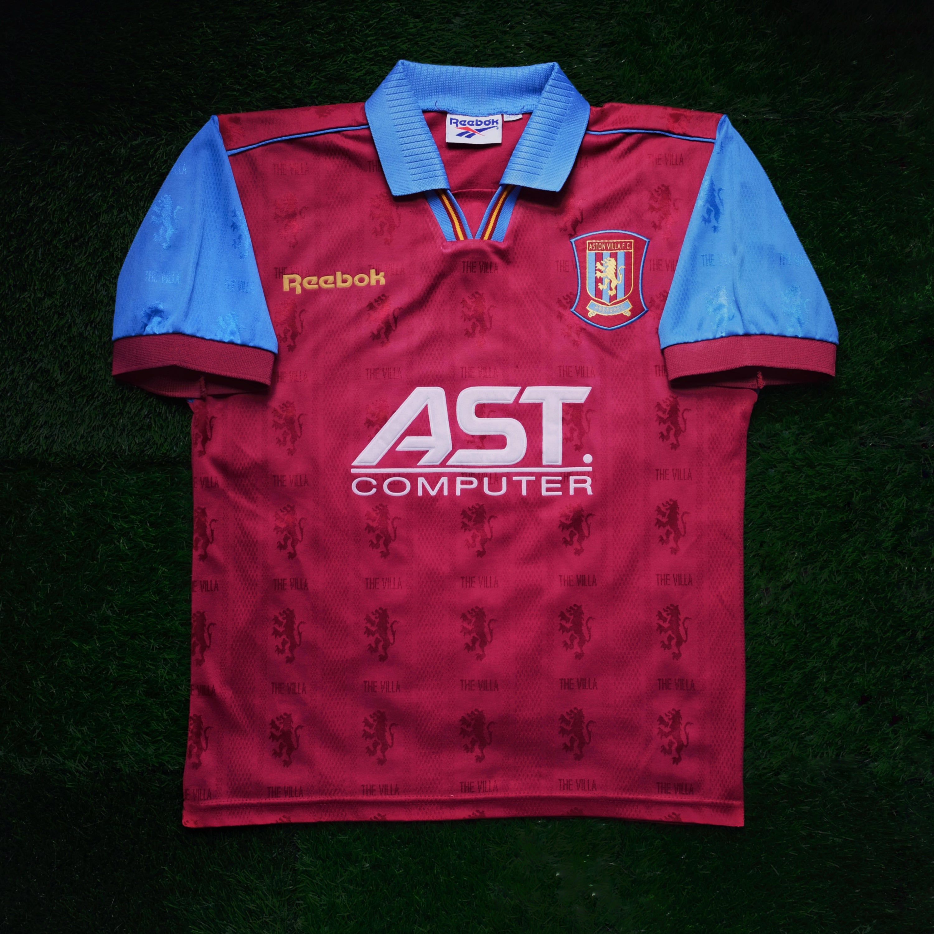 1995/97 Aston Villa Home Jersey (M)