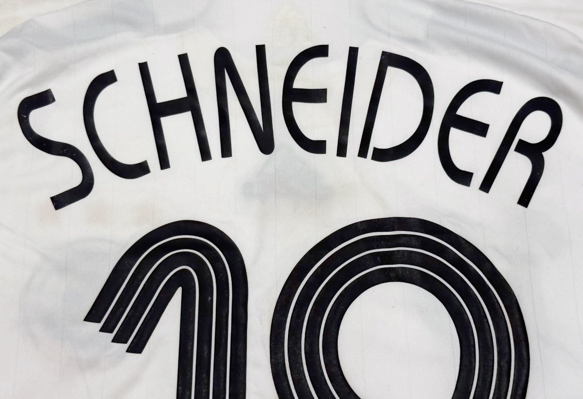 2005/07 Germany #19 SCHNEIDER Home Jersey (L)