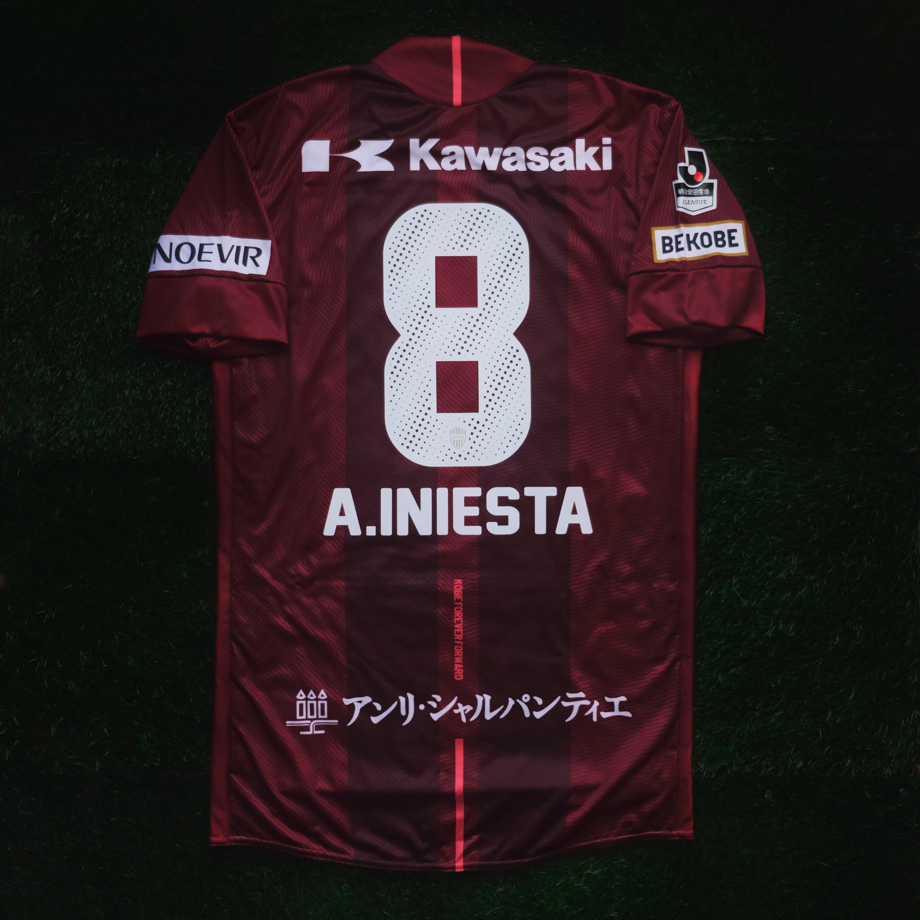 2018 Vissel Kobe #8 A.INIESTA Home Jersey Boxset (XL)