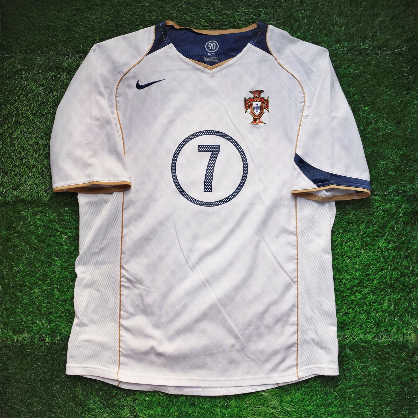 2004/05 Portugal #7 FIGO Away Jersey (L)