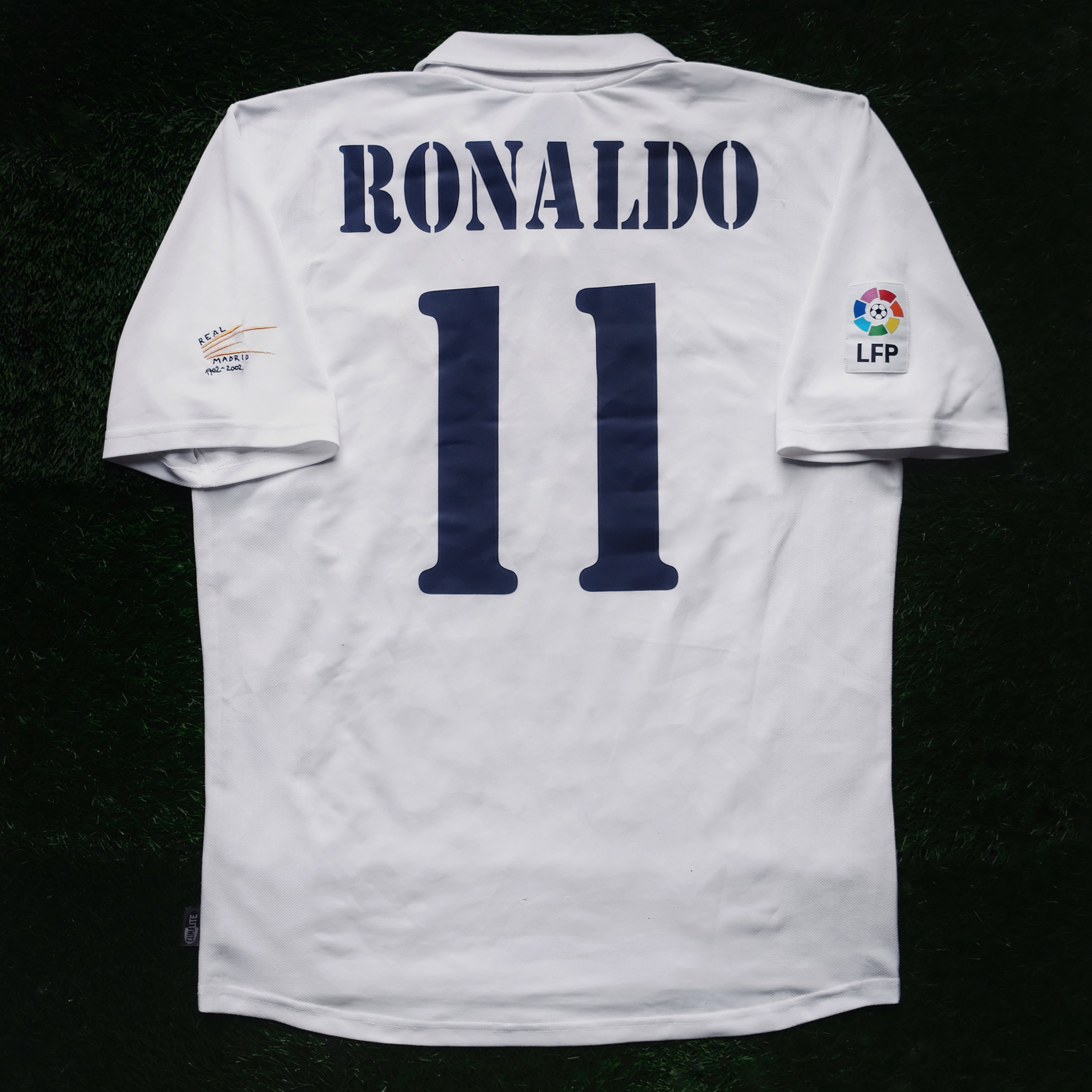 2002/03 Real Madrid #11 RONALDO Home Jersey (M)