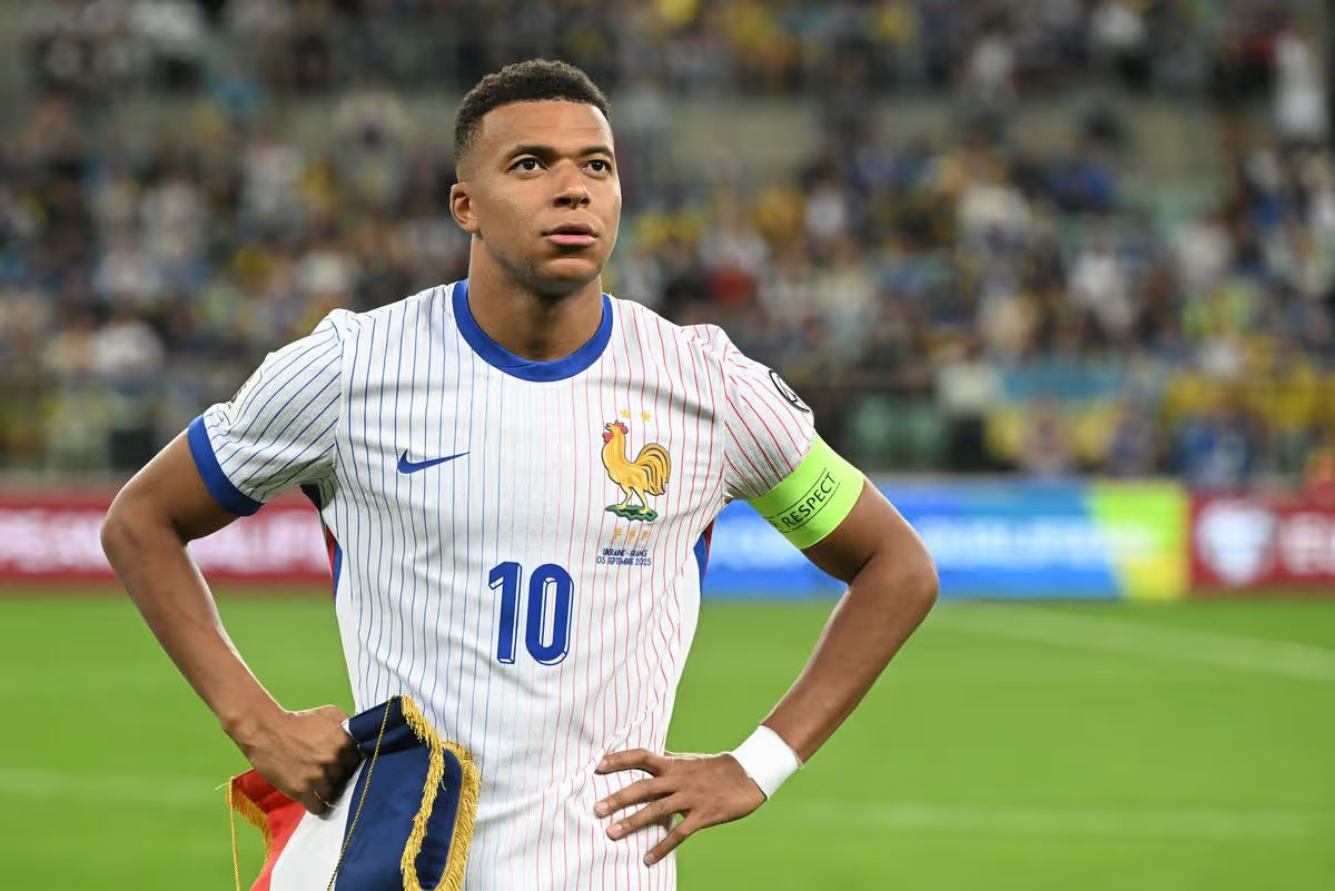2024/25 France #10 MBAPPE Away Jersey (L)