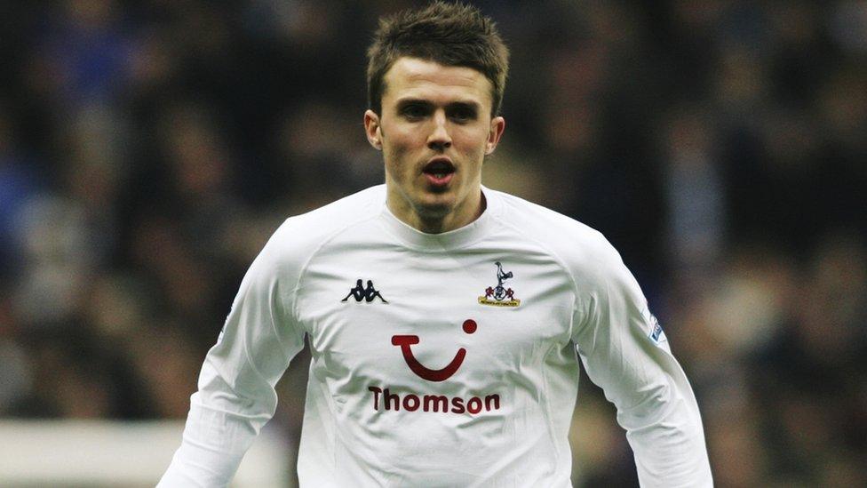 2004/05 Tottenham #23 CARRICK Home Jersey (L)