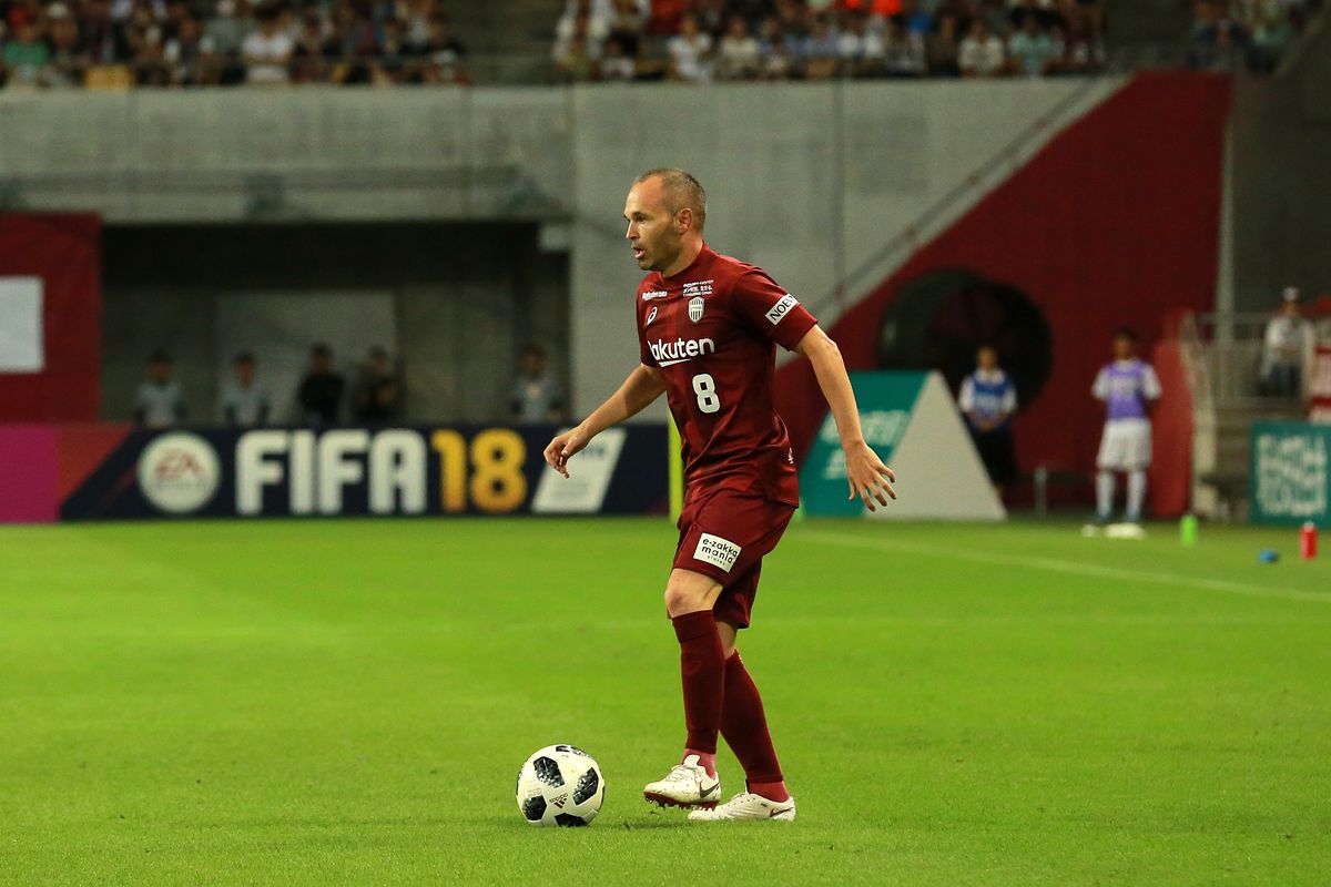 2018 Vissel Kobe #8 A.INIESTA Home Jersey Boxset (XL)