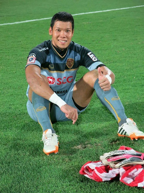 2014 SCG Muangthong United #1 KAWIN GK Jersey (XL)