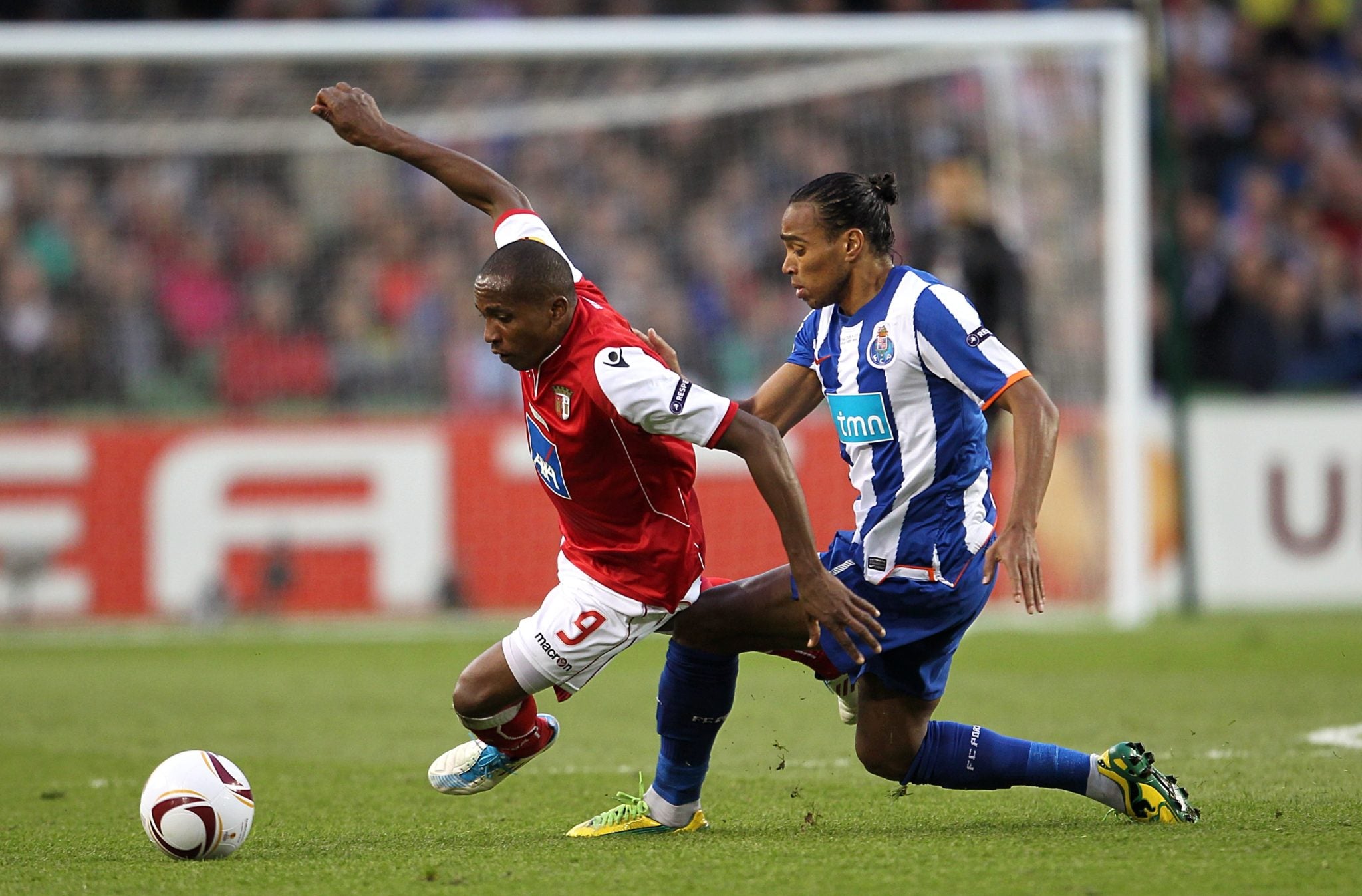 2010/11 Porto Home Jersey (S)