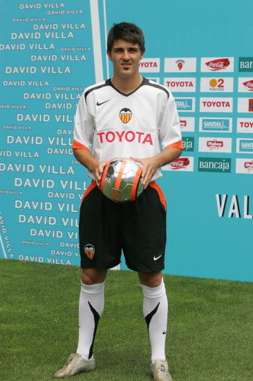 2005/06 Valencia #7 DAVID VILLA Home Jersey (L)