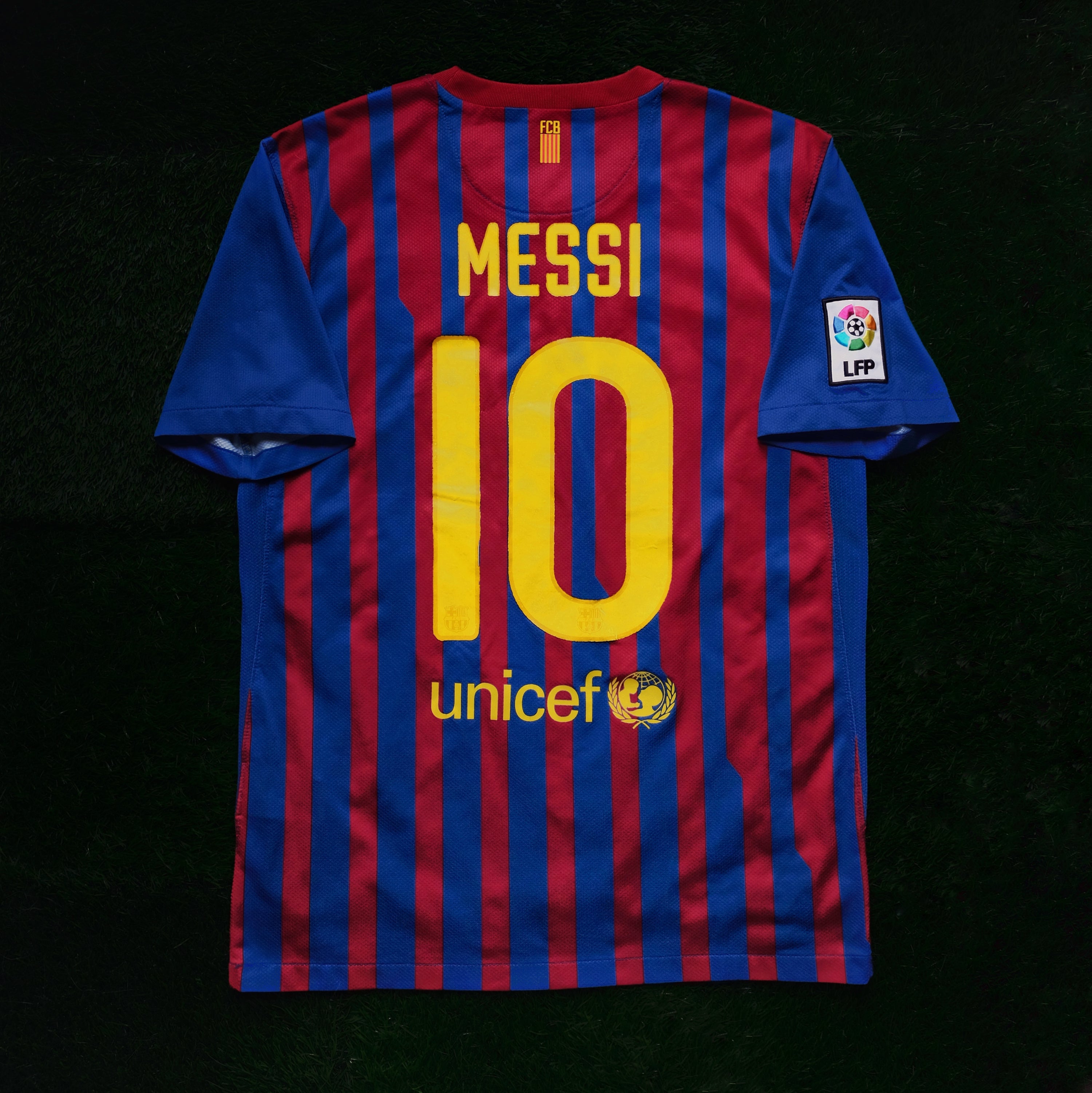 2011/12 Barcelona #10 MESSI Home Jersey (M)