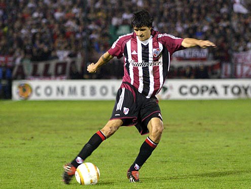 2005/06 River Plate #5 SAN MARTIN Away Jersey (M)