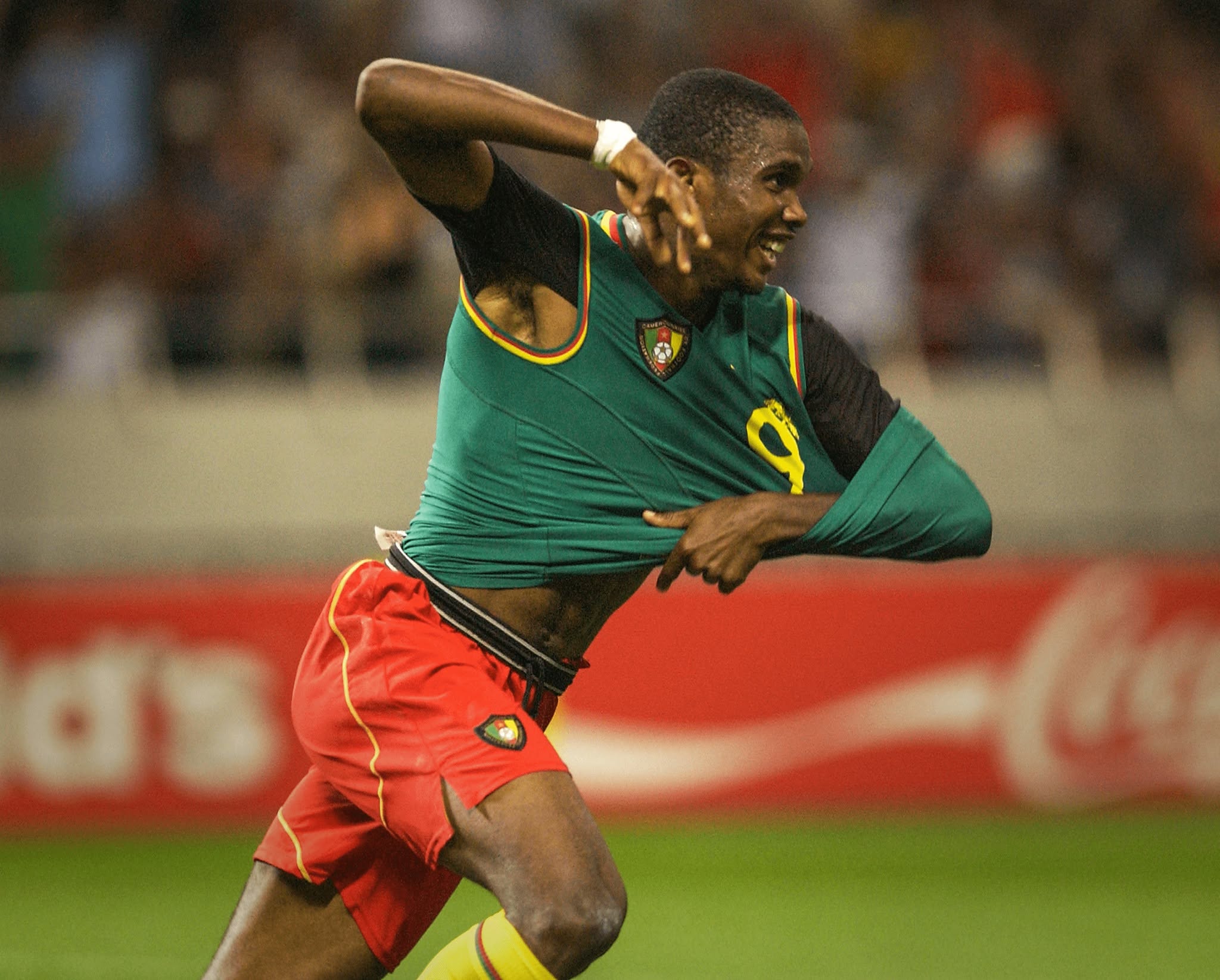 2002 Cameroon Home Jersey (M)