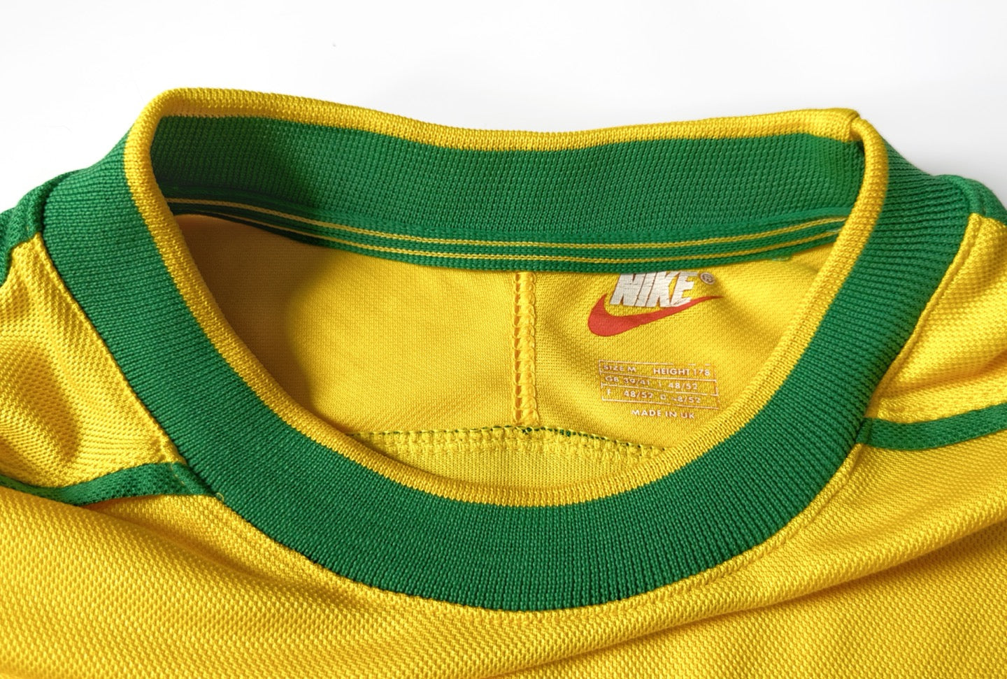 1998/99 Brazil #9 RONALDO Home Jersey (M)