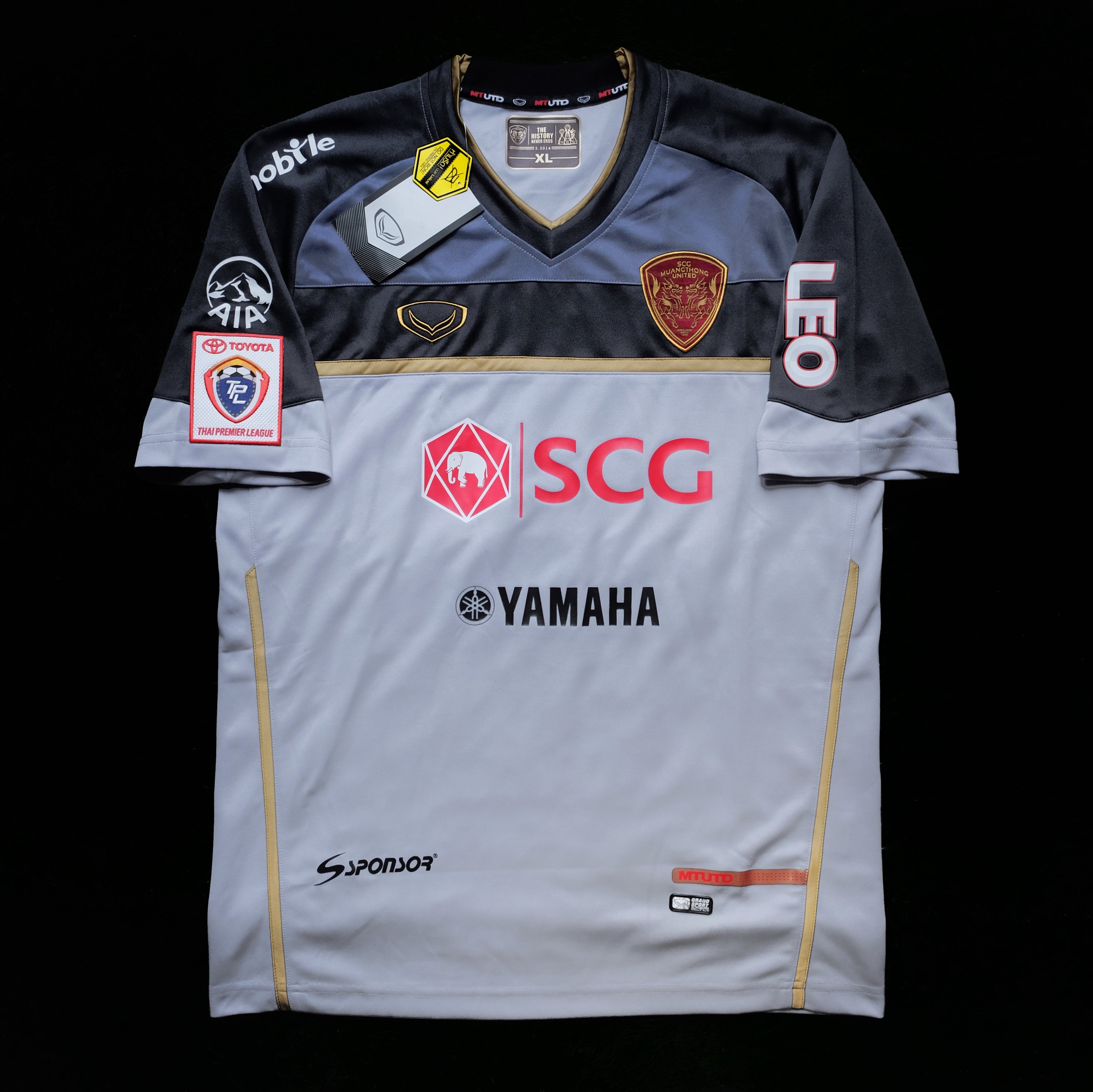 2014 SCG Muangthong United #1 KAWIN GK Jersey (XL)