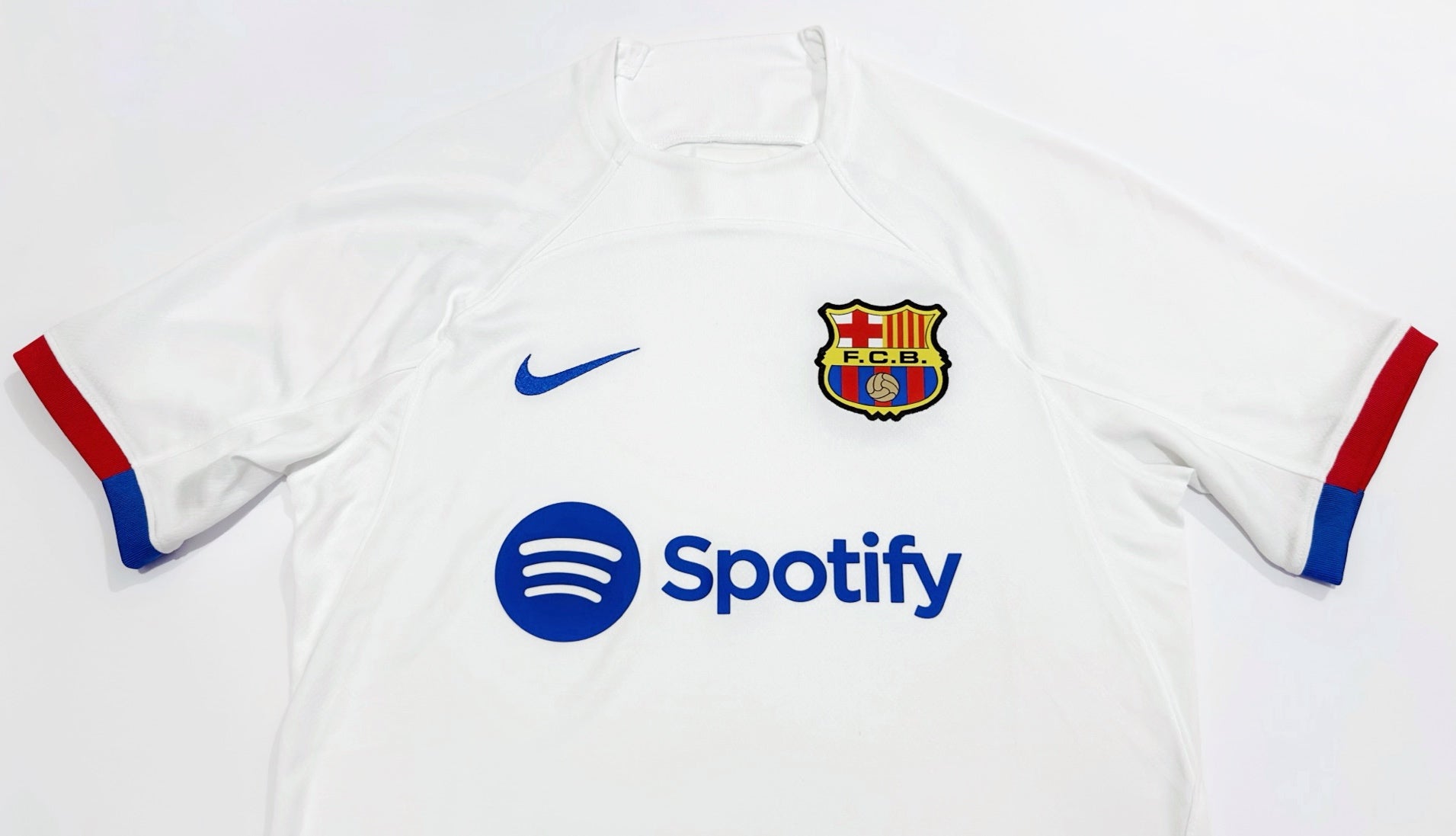 2023/24 Barcelona Away Jersey (S)