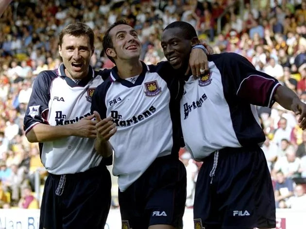 1999/01 West Ham Away Jersey (M)