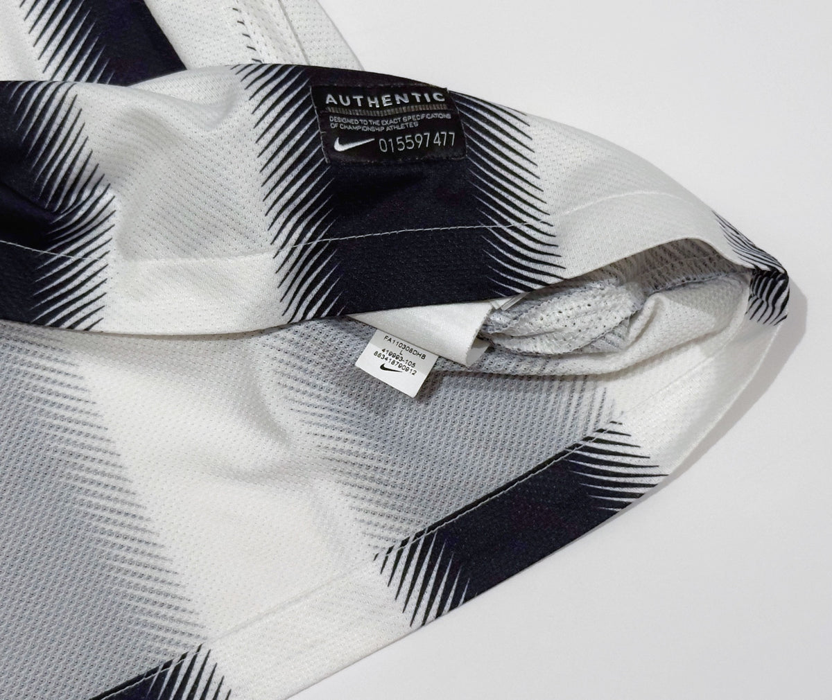 2011/12 Juventus Home Jersey (L)