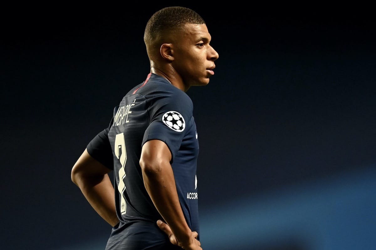 2019/20 PSG #7 MBAPPE Home Jersey (M)