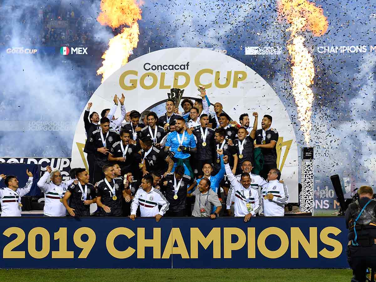 2019 Mexico Home Jersey (M)