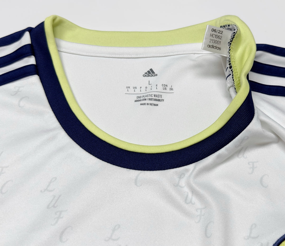 2022/23 Leeds United Home Jersey (L)