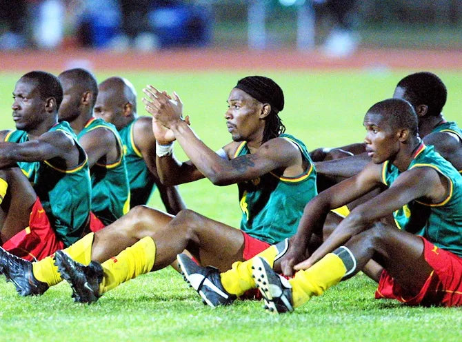 2002 Cameroon Home Jersey (M)