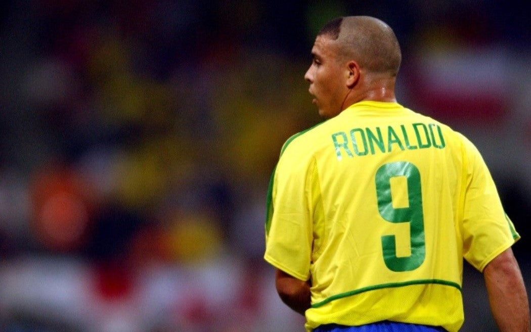 2002 Brazil #9 RONALDO Home Jersey (M)