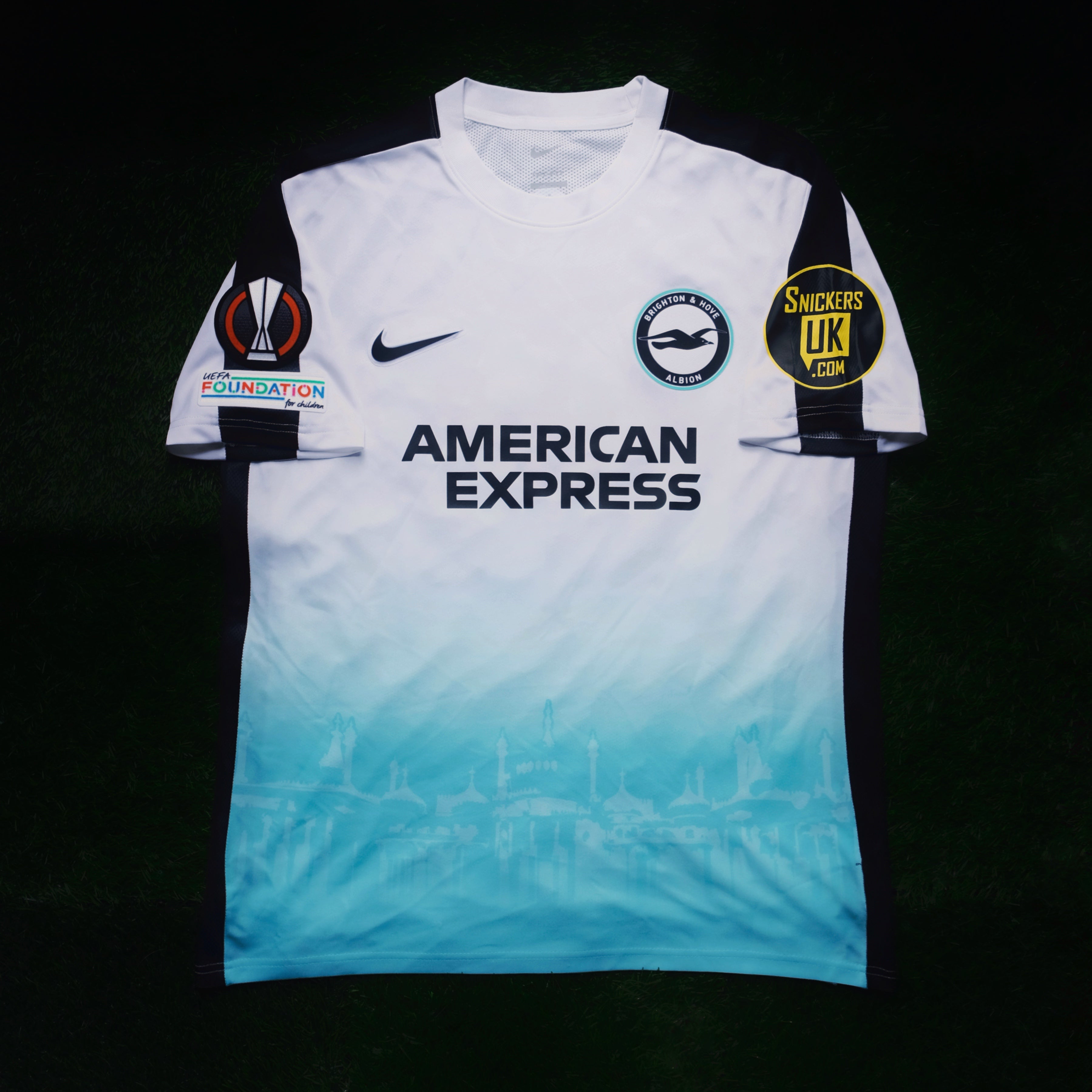 Brighton – Double Kick Football | retro. classic. vintage.