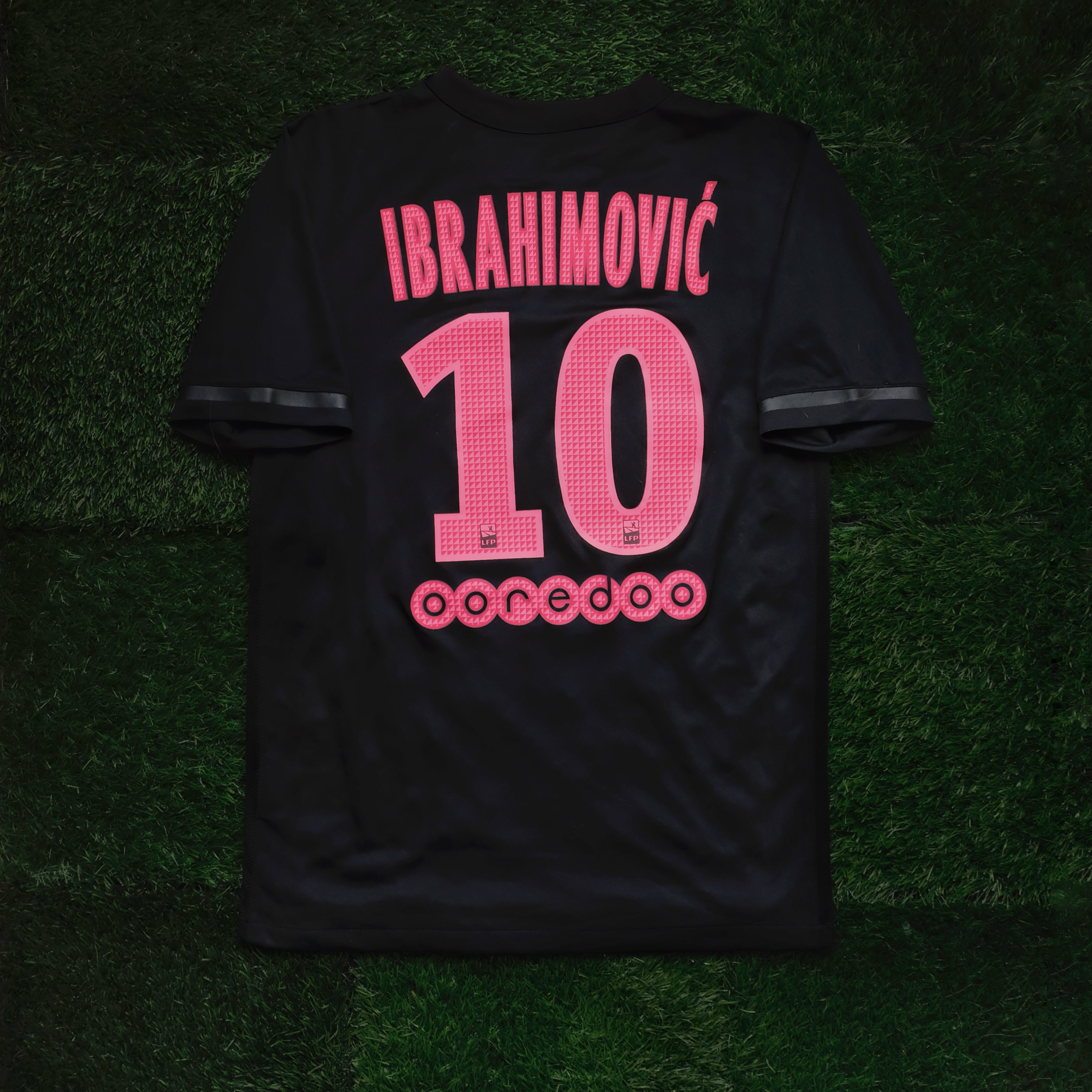 Ibrahimovic psg jersey on sale