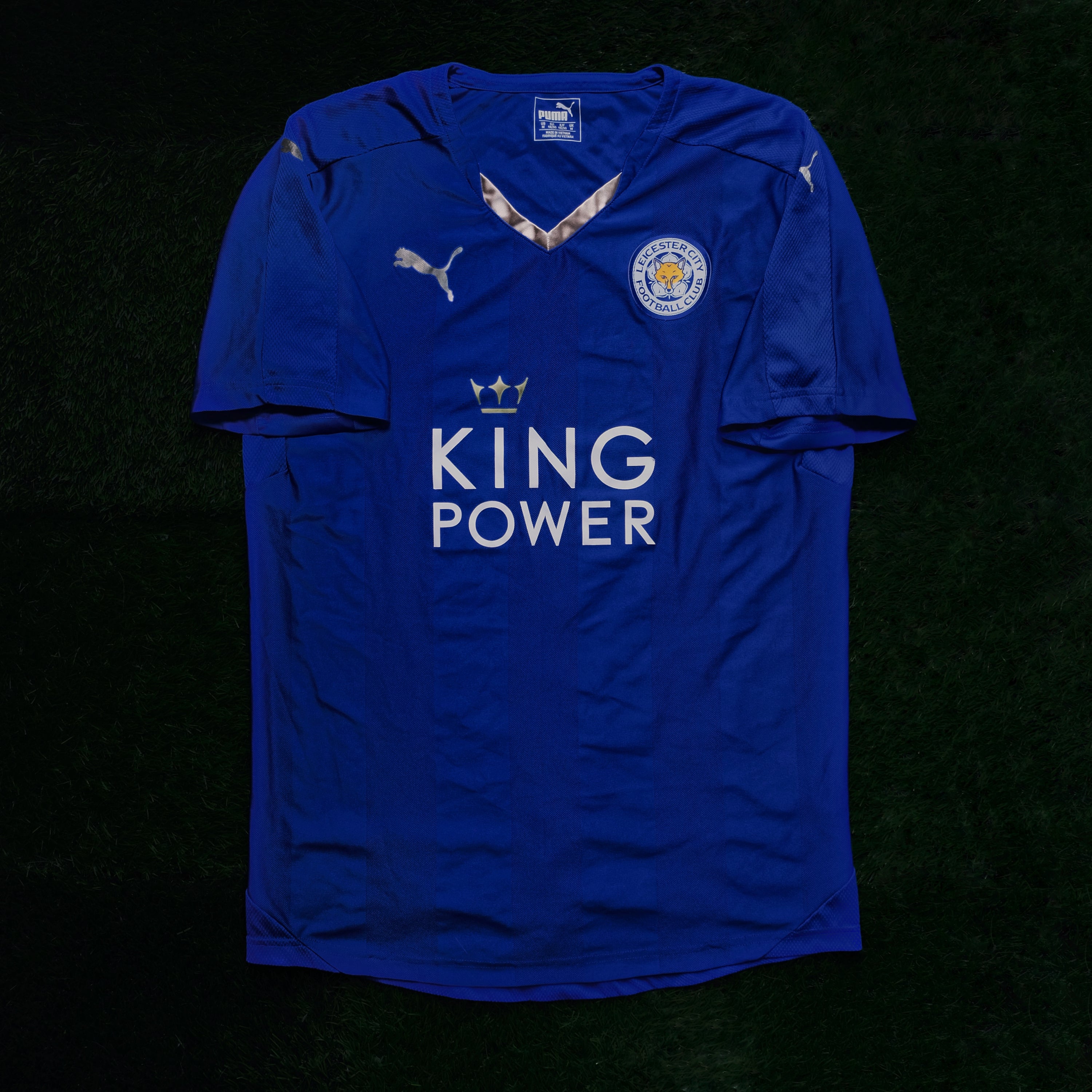2015/16 Leicester City Home Jersey (M)