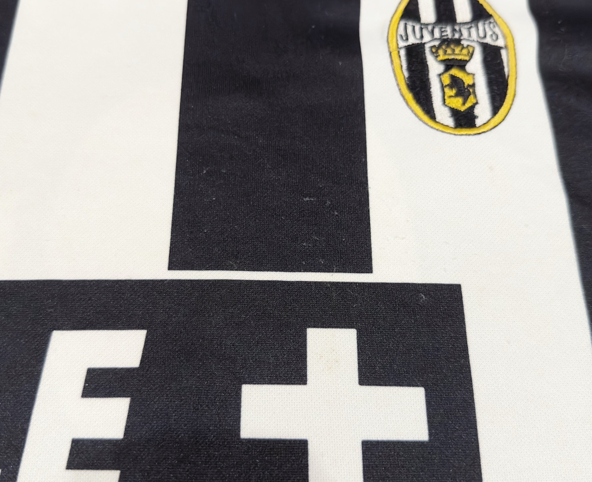 2000/01 Juventus #21 ZIDANE Home Jersey (L)