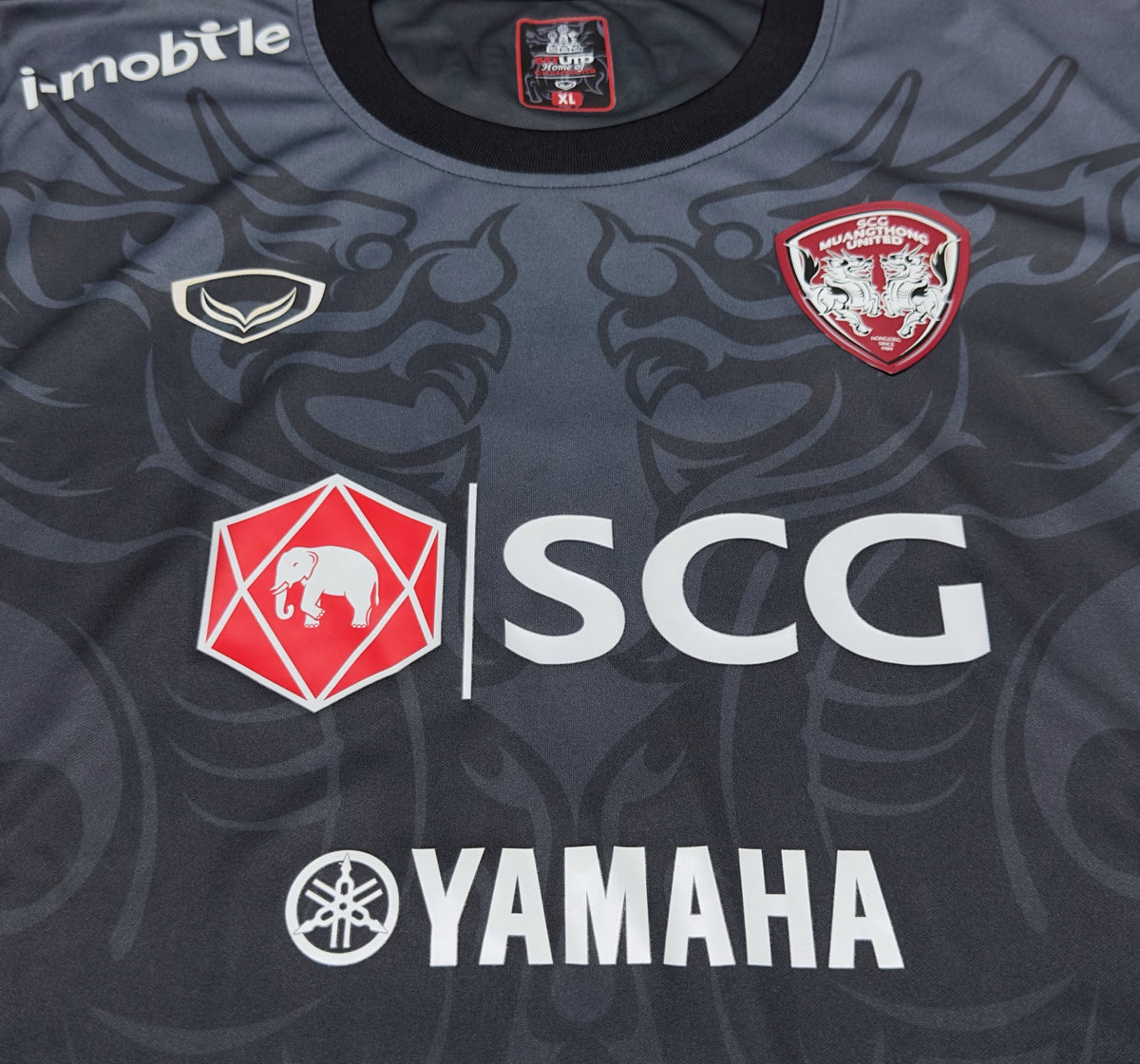 2015 SCG Muangthong United #1 KAWIN GK Jersey (XL)