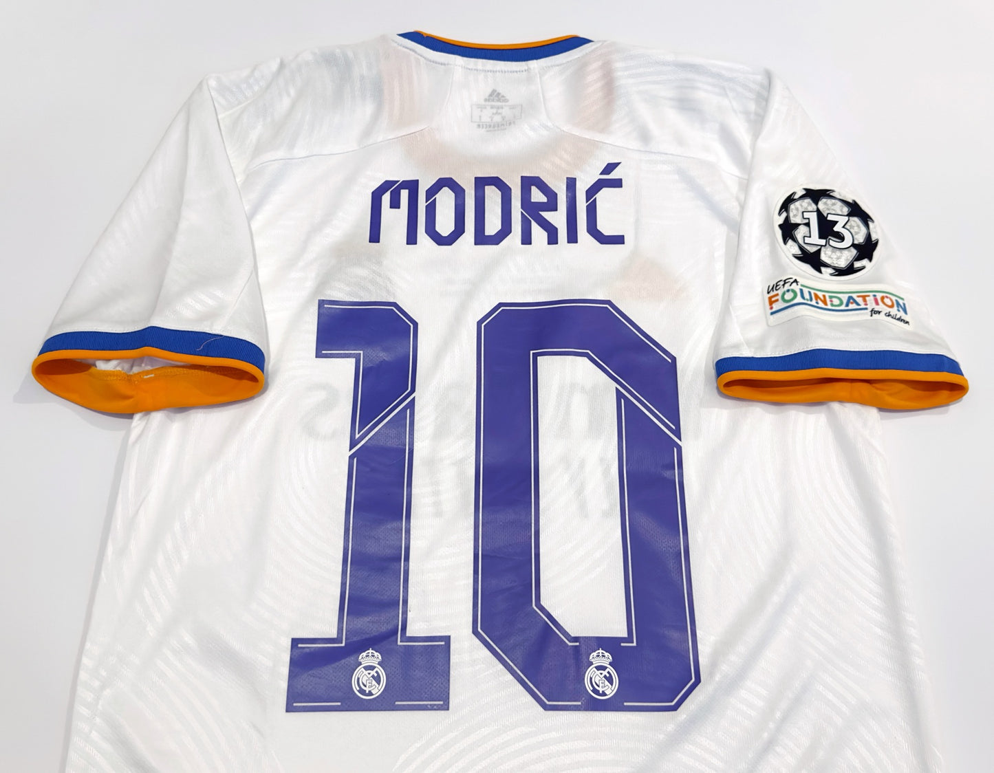 2021/22 Real Madrid #10 MODRIC Home Jersey (S)