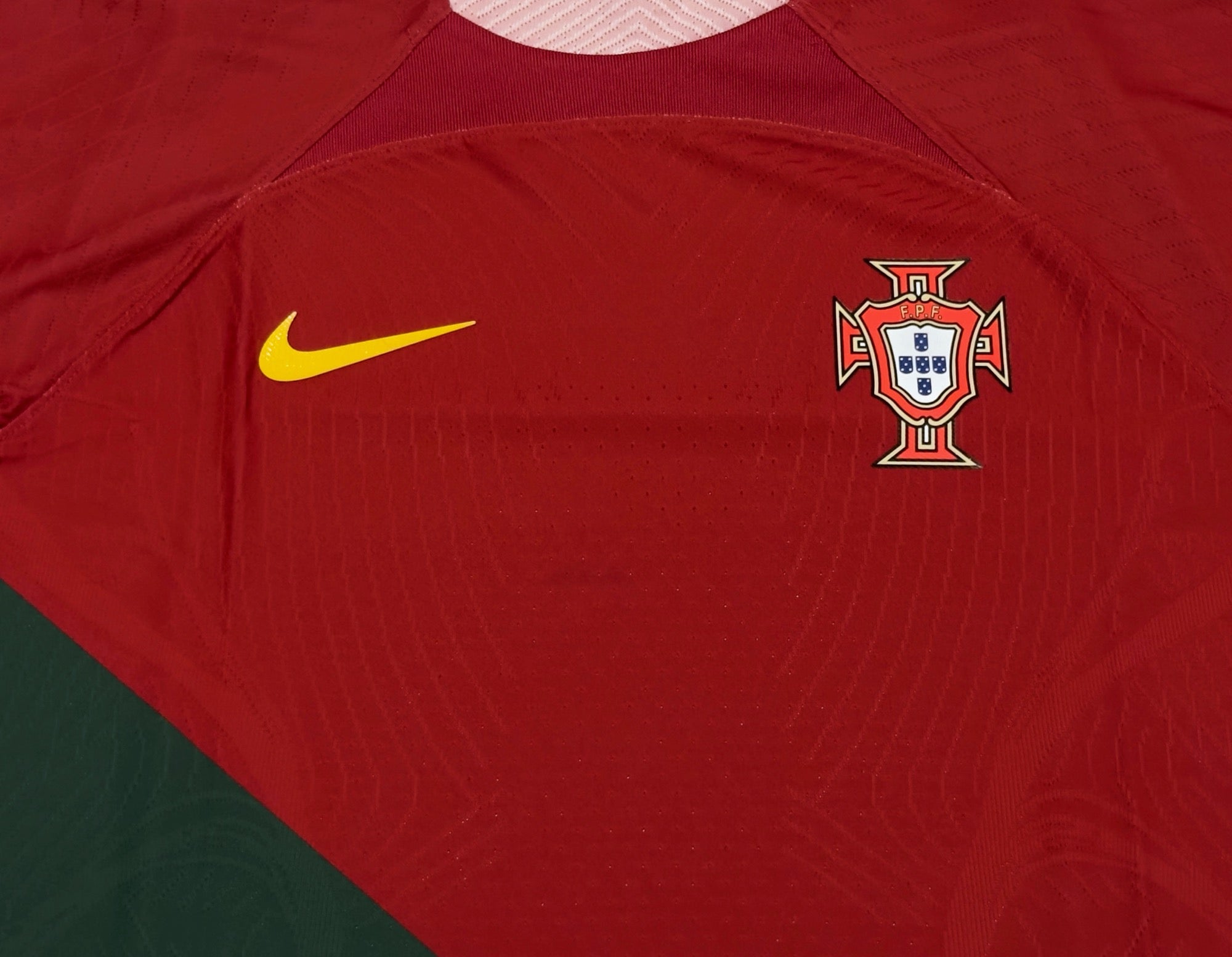 2022/23 Portugal Home Jersey (L)