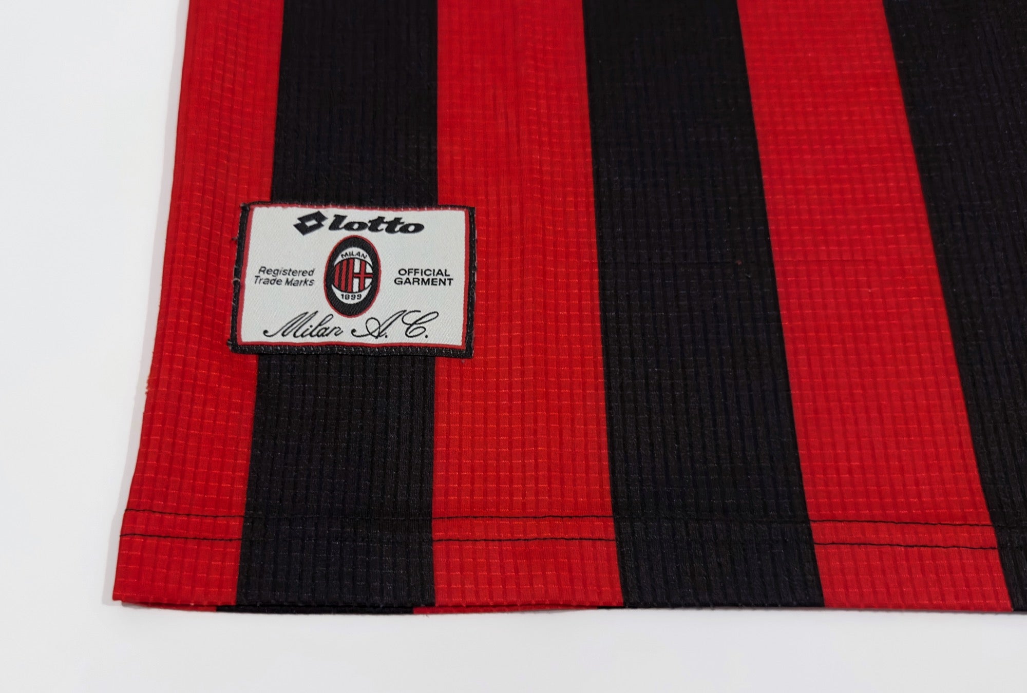 1997/98 AC Milan Home Jersey (M)