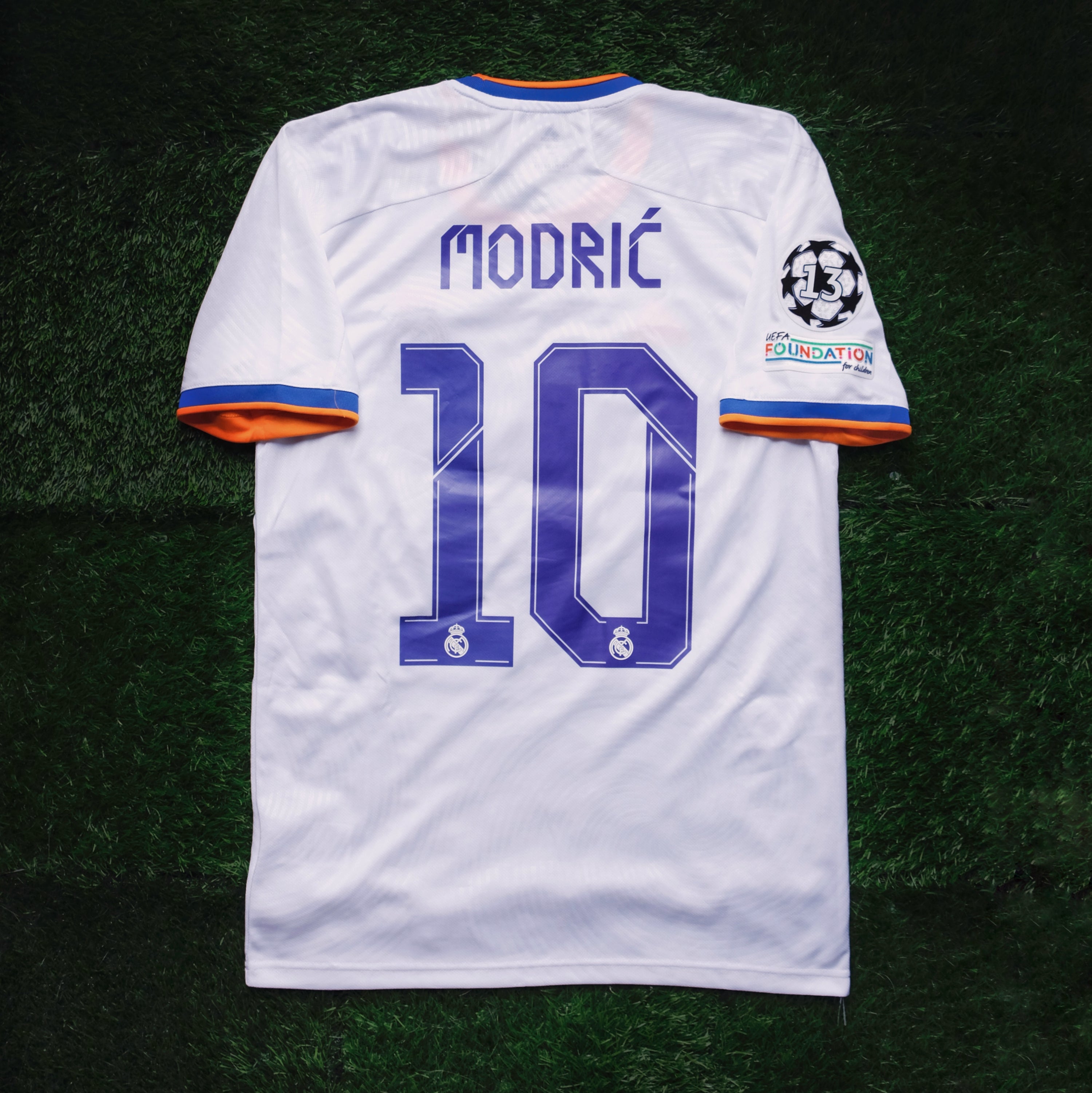 2021/22 Real Madrid #10 MODRIC Home Jersey (S)