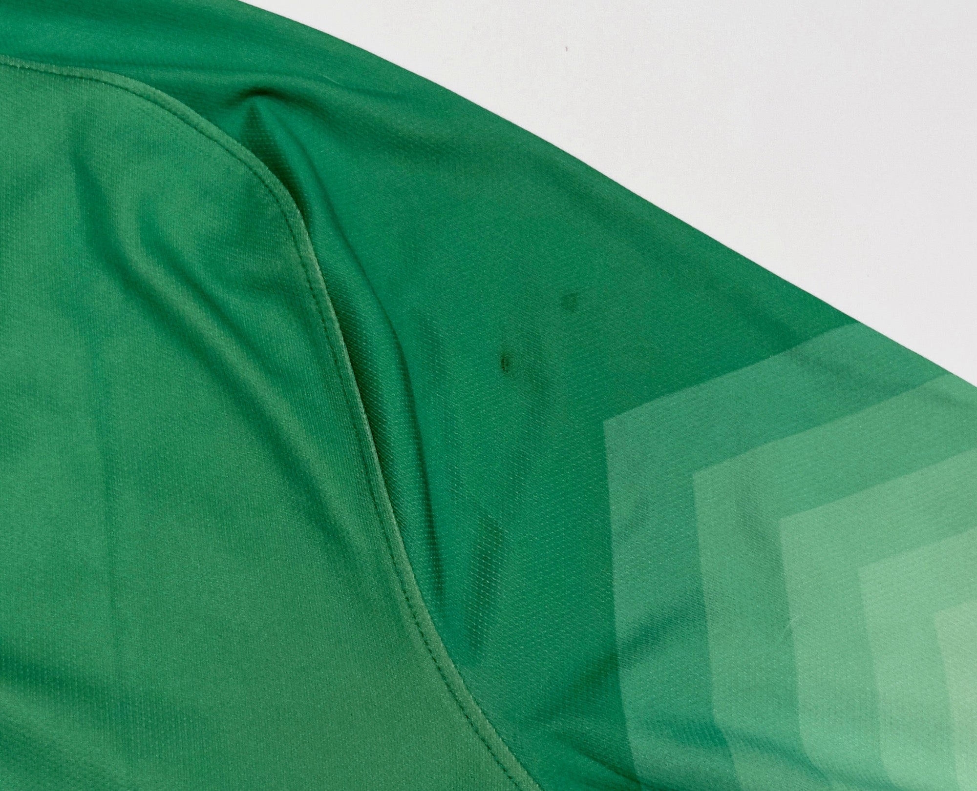 2014/15 Hong Kong #19 GK Jersey (L) with Shorts