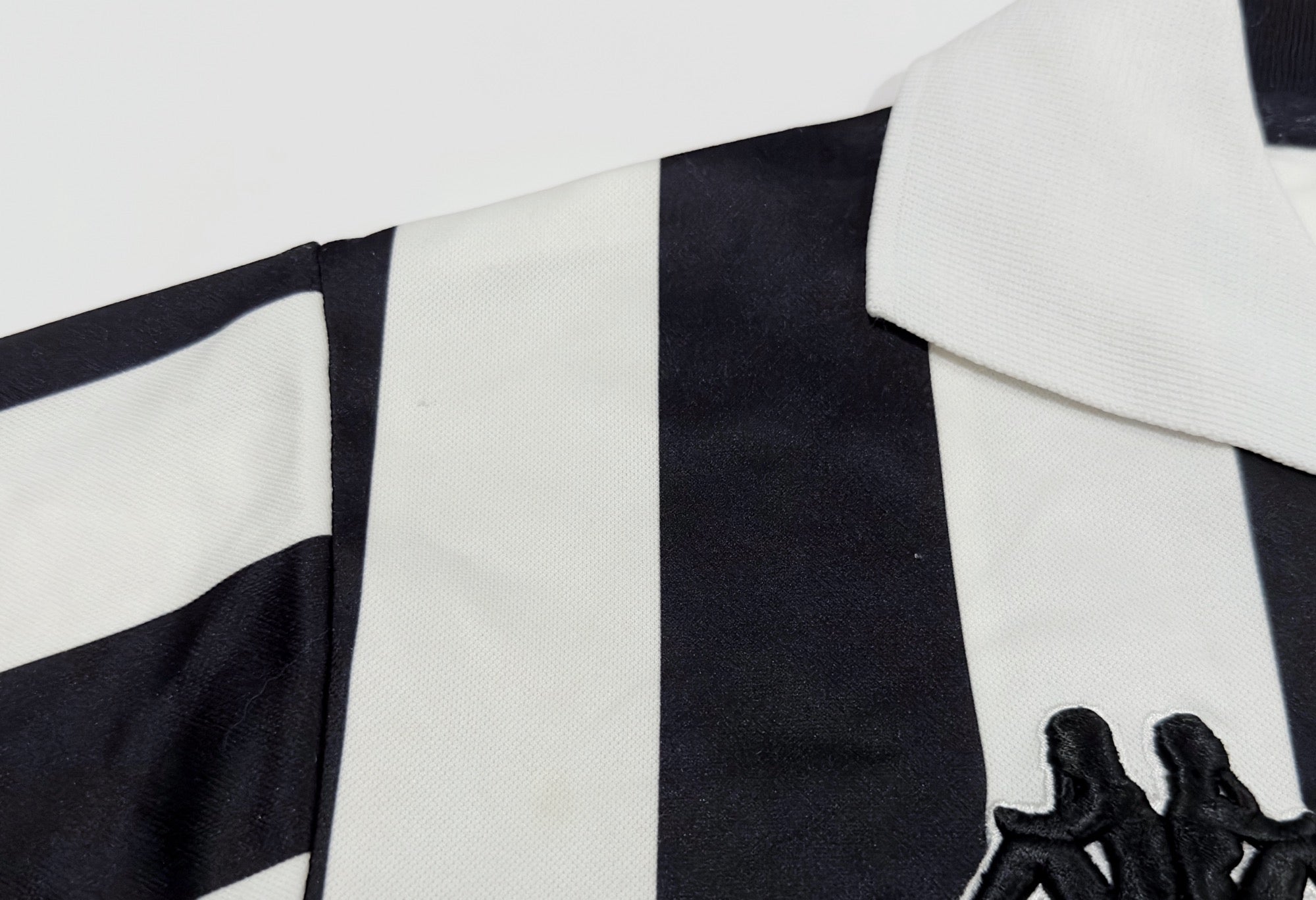 1998/99 Juventus Home Jersey (M)