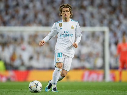 2017/18 Real Madrid #10 MODRIC Home Jersey (L)