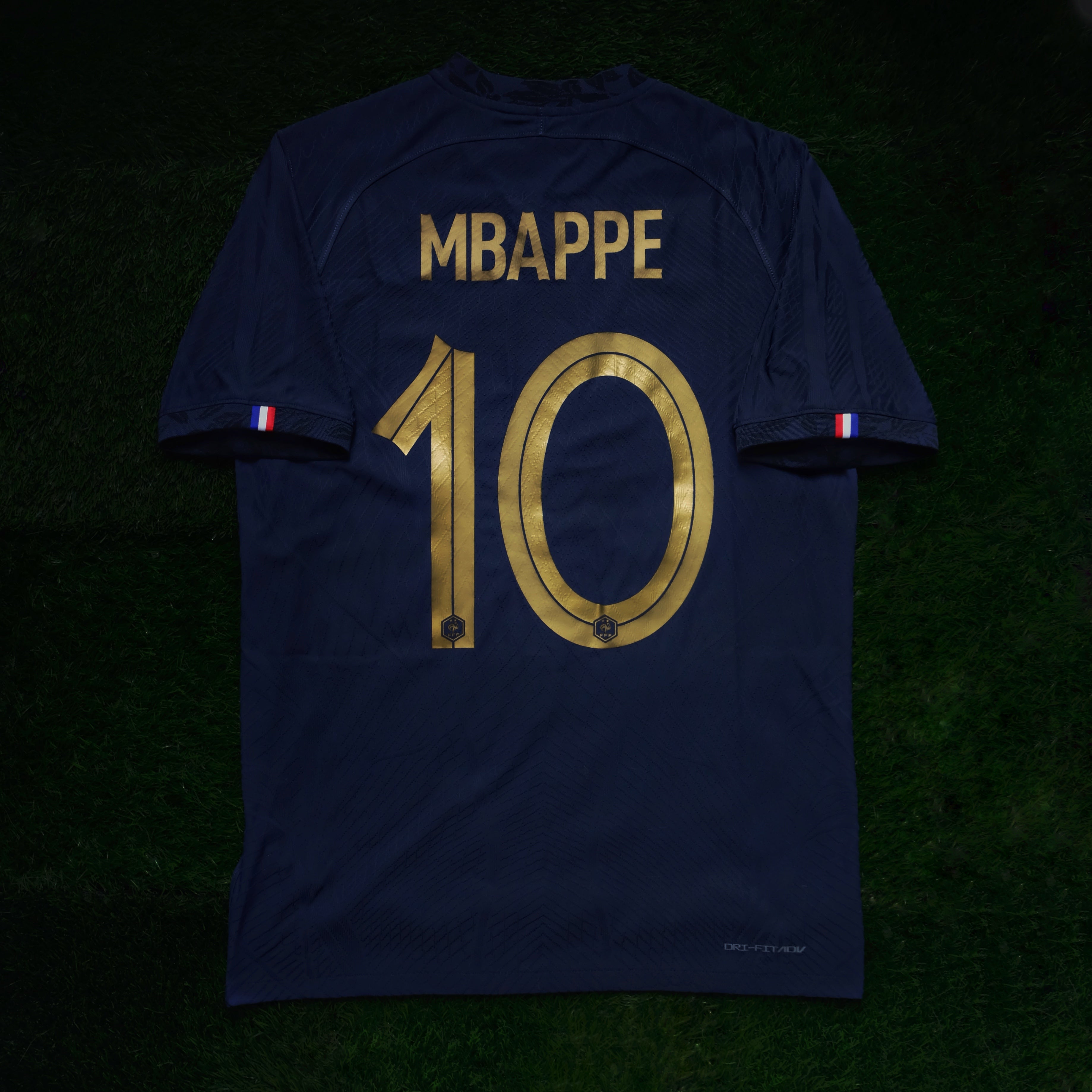 2022/23 France #10 MBAPPE Home Jersey (M) – Double Kick Football