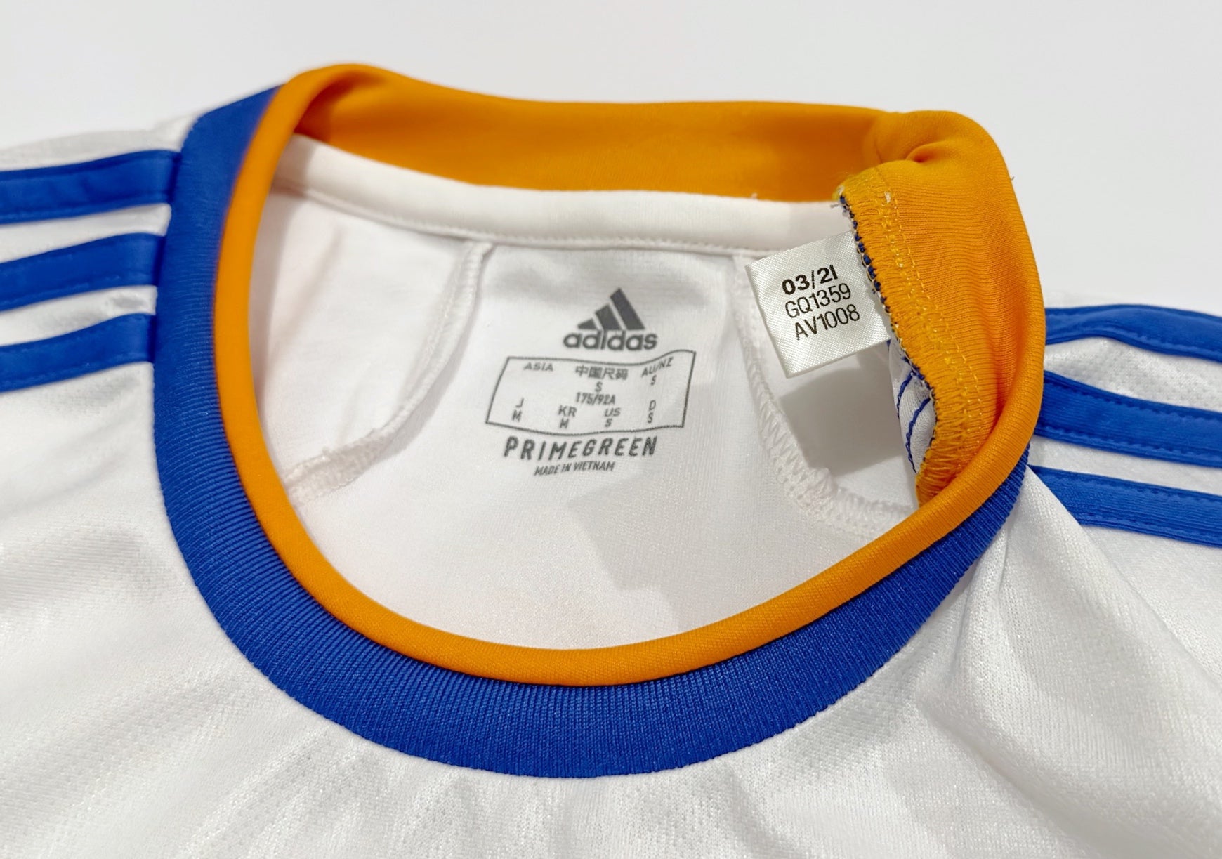 2021/22 Real Madrid #15 VALVERDE Home Jersey (S)