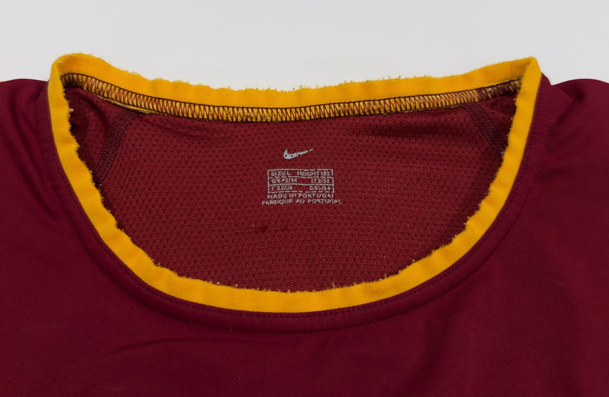 2002/04 Portugal #7 Home Jersey (L)
